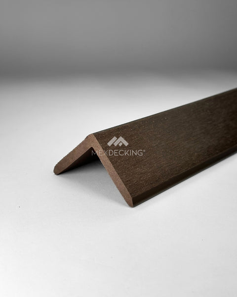 Esquinero WPC Premium Exterior. - IPE