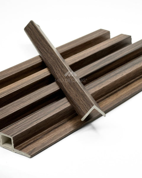 Lambrín Interior. - Nogal. Caja con 10 Piezas